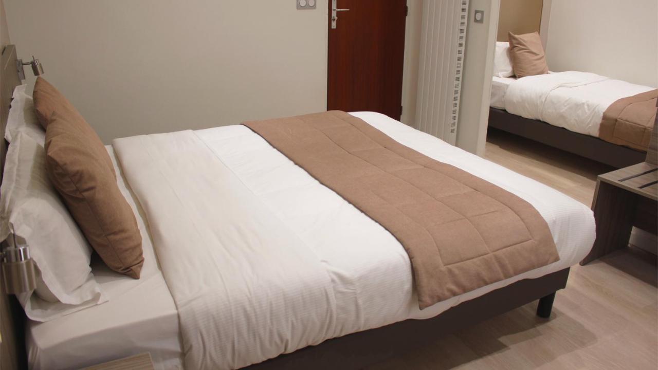 Hotel Puy De Dome Párizs Kültér fotó