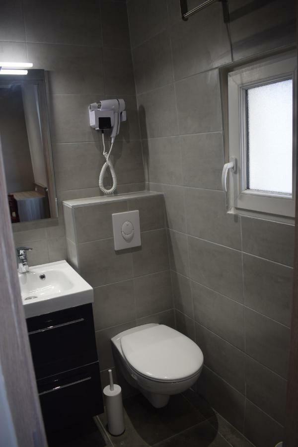Hotel Puy De Dome Párizs Kültér fotó