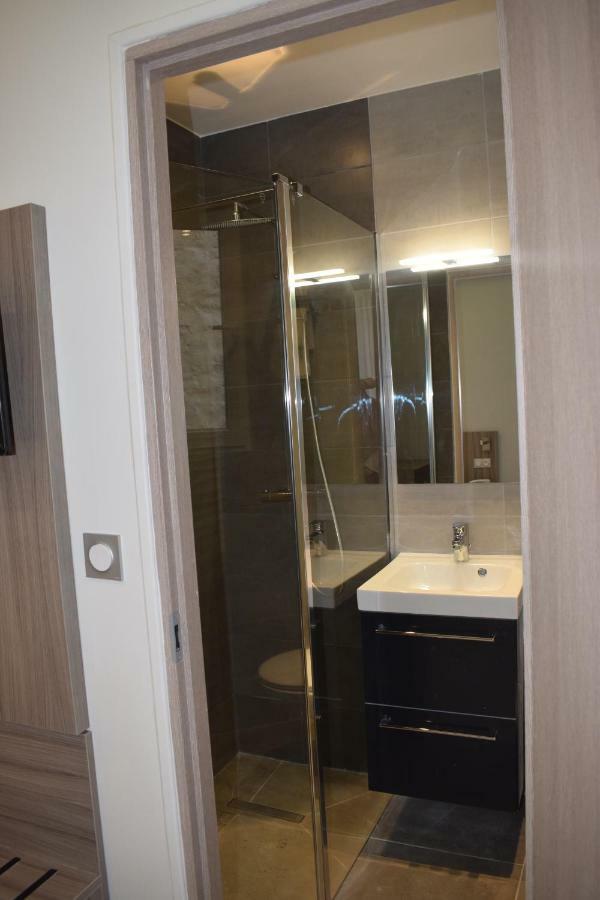 Hotel Puy De Dome Párizs Kültér fotó
