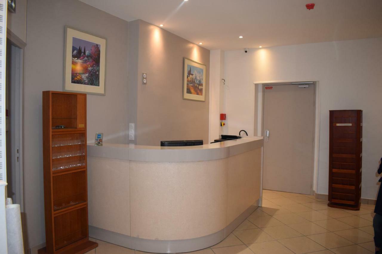 Hotel Puy De Dome Párizs Kültér fotó